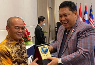 Kepala BNN RI, Dr. Petrus Reinhard Golose pada rangkaian kegiatan The 8th AMMD melalui Farewell Dinner di Ballroom Lao Plaza Hotel, Vientiane Laos, Jumat (11/08/2023).