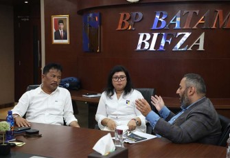 Kepala BP Batam Muhammad Rudi saat Terima Kunjungan Calon Investor Turki Mr. Erkam Yildrim pada hari Selasa (21/3/2023) bertempat di Marketing Center BP Batam.