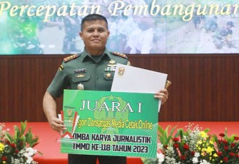 Dandim Letkol Inf. Aswin Suladi, SE, M.Ak, seusai menerima penghargaan di Aula A.H. Nasution Lantai 3 Mabesad, Jakarta Pusat, Rabu (06/12/2023).