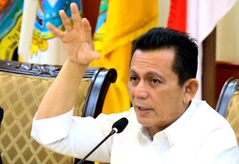 Gubernur Kepulauan Riau H. Ansar Ahmad