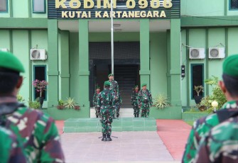 Upacara Bendera Prajurit Kodim 0906/Kutai Kartanegara 