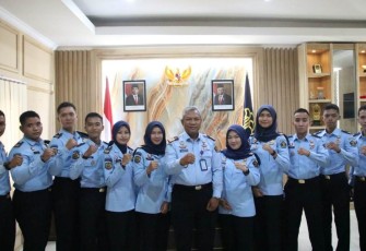 Tejo Harwanto Kakanwil Kemenkumham Banten bersama alumni Poltekip