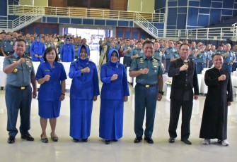 Perayaan Natal TNI AL di Jakarta 