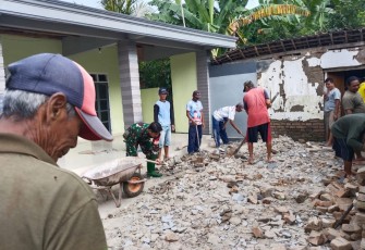 Rehab musholla desa binaan