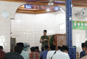 Bupati Limapuluh Kota, Safaruddin menggagas program "Bajumpo" (Bupati Jum'at Manyapo).