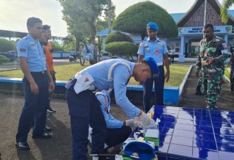 Tes urine personel Lanud Sutan Sjahrir Padang 
