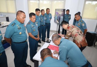Penandatanganan Kontrak TNI AL dengan Mitra Dalam Negeri