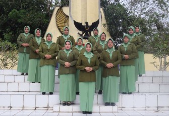 Ziarah dan Tabur Bunga Persit KCK Cabang XXIV Dim 1001
