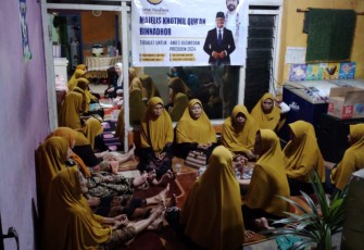 Warga di Krembangan tumplek blek mengaji dan mendoakan Anies Baswedan terpilih menjadi Presiden RI 2024