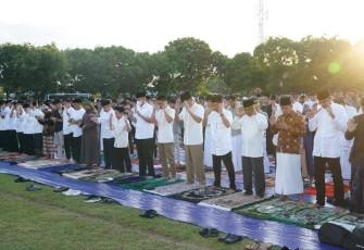 Sholat Ied keluarga besar Kodam IX Udayana, Sabtu (22/4)