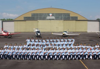 Wingday Sekbang TNI AU A-102 dan Sekbang PTTA A-5 di Lanud Adi Sucipto Yogyakarta, Selasa (2/5)