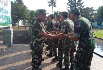 Dandim 0801/Pacitan Letkol Inf Roliyanto saat halal bihalal 