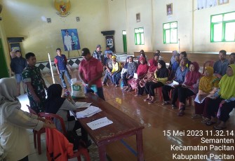 Pendistribusian bantuan beras wilayah desa binaan 