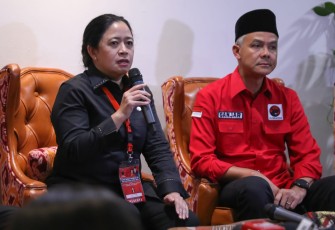 Puan Maharani bersama Ganjar Pranowo di Rakernas PDIP di Jakarta 