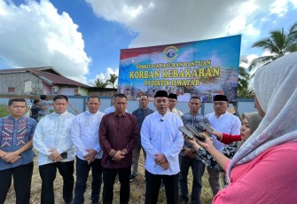 Danlantamal XI Brigjen TNI (Mar) Gatot Mardiyono saat memberikan keterangan pers 
