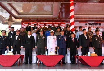 Danrem 023/KS Kolonel Inf Lukman Hakim saat menghadiri upacara HUT Bhayangkara ke 77 Tahun 2023 