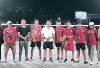 Jalin Silaturahmi KKN ITERA Gelar Turnamen Badminton Cup Dengan Pemdes Suka Baru 