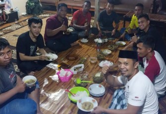 Suasana di rumah orang tua asuh satgas TMMD ke 117 Kodim 1426/Takalar 