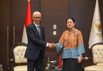 Puan Maharani Ketua DPR RI bersama Ketua DPR Kerajaan Maroko Rachid Talbi El Alami di Hotel Fairmont Jakarta, Selasa (8/8)