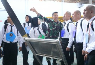 Mahasiswa ITDA saat menerima penjelasan staf Muspusdirla, Rabu (30/8)