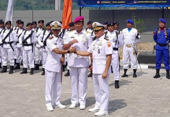 Foto bersama usai Slsertijab Danlanal Banten, Jum'at (15/9)