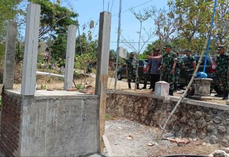 Pembuatan sumur bor di desa Karangan Kabupaten Ponorogo, Kamis (21/9)
