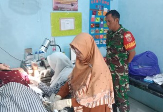 Pelayanan KB serentak di wilayah desa binaan