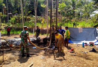 Pembangunan sumur bor di wilayah desa binaan 