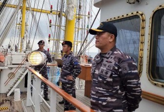 Komandan KRI Bima Suci Letkol Laut (P) M Sari Lubis