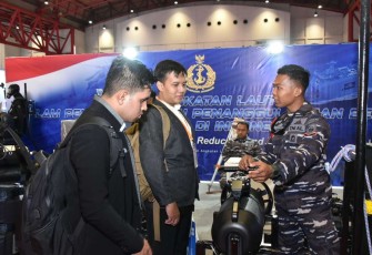 Stan Pameran TNI AL Pada EDRR di Jakarta