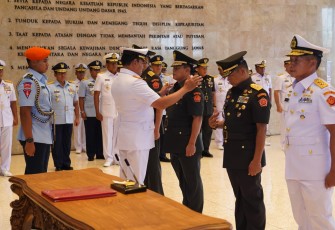 Panglima TNI saat Pimpin Serah Terima Dua Jabatan Strategis TNI