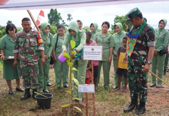 Tanam pohon peringati Hari Juang TNI AD di Kodam XVIII Kasuari 