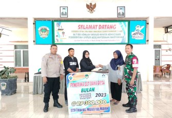 Pencairan BLT Bagi 30 Warga Desa Tiron