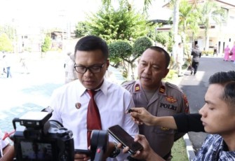 Kasatreskrim Polresta Banyuwangi Kompol Agus saat memberikan keterangan pers 