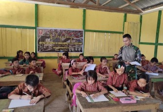 Lomba menggambar anak-anak perbatasan 