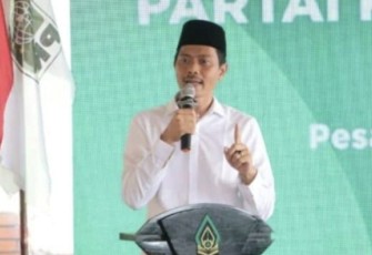 Pengasuh Pesantren Bina Insan Mulia, KH Imam Jazuli