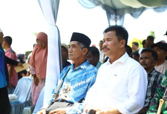 Kepala BP Batam, Muhammad Rudi, saat hadir di tengah perwakilan masyarakat Rempang