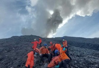 Pasca evakuasi korban meninggal di Lereng Marapi
