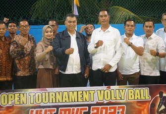 Open Tournament Volly dan Ball Dalam HUT MVC ke-25 