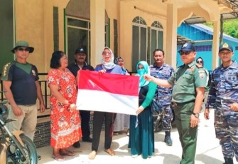 Pemerintah Kecamatan Tambelan beserta TNI-Polri dan Satpol-PP saat Lakukan Sidak Kepemukiman Warga 