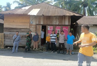 Bhabinkamtibmas Polsek Lebong Utara Survei Penerima Manfaat BLT DD 