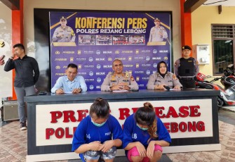 Dua remaja putri diamankan polisi