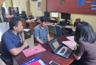 Polres BS Serahkan Berkas Tersangka Curat ke Kejaksaan