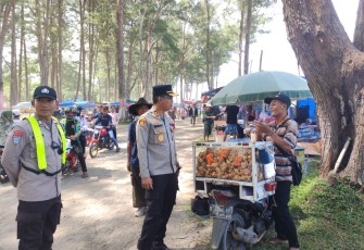 Kunjungi Objek Wisata, Kapolres Mukomuko Sampaikan Imbauan Kepada Masyarakat