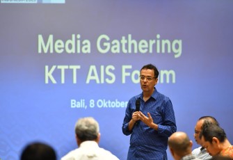 Deputi Bidang Pariwisata dan Ekonomi Kreatif Kementerian Koordinator Bidang Maritim dan Investasi (Kemenko Marves) Odo Manuhutu saat kegiatan media gathering di Bali international Convention Center, Nusa Dua, Bali, Minggu (8/10/2023) malam.