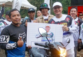 Gubernur Rohidin Dorong Olahraga Trail di Bengkulu Terus Berkembang