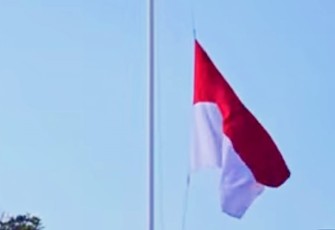 Merah Putih Berkibar 