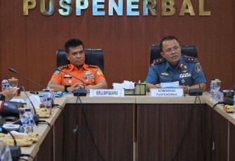 Komandan Puspenerbal Terima Kunjungan kerja Kabasarnas