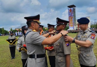 Kapolda Kalteng Pol Drs. Djoko Poerwanto Lantik 374 Bintara Polri