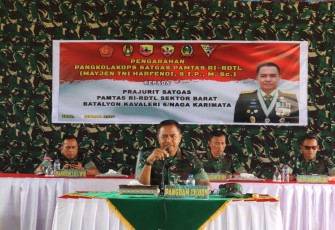 Pangdam IX/Udayana Mayjen TNI Harfendi, S.IP., M.Sc kunjungi Markas Komando Satuan Tugas (Satgas) Pengamanan Perbatasan (Pamtas) RI-RDTL dari Yonkav 6/Naga Karimata